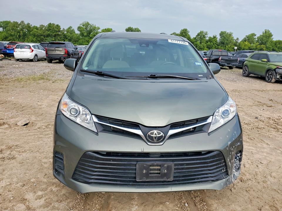 Aukcja sprzedaży 2019 Toyota Sienna, vin: 5TDKZ3DC6KS981830, numer aukcji: 61177136