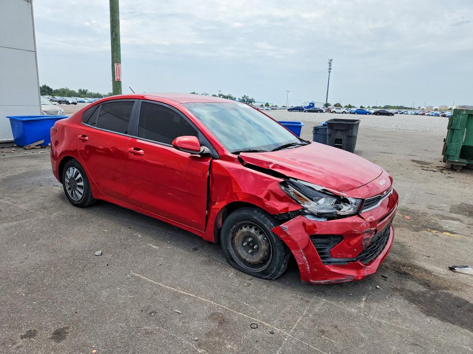 2022 Kia Rio მანქანა იყიდება აუქციონზე, vin: 3KPA24ADXNE471546, აუქციონის ნომერი: 62837376