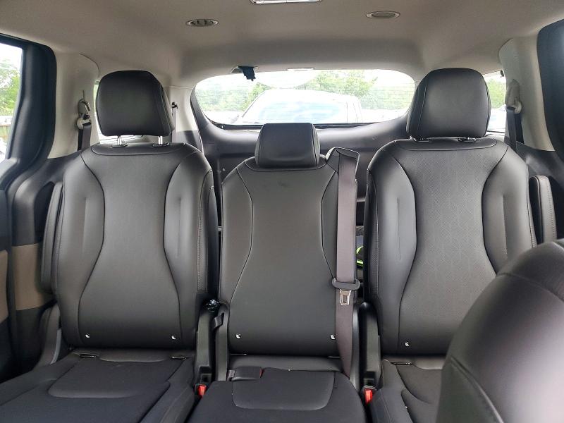 2026 Kia Carnival მანქანა იყიდება აუქციონზე, vin: KNDNC5K3XT6617442, აუქციონის ნომერი: 60289816