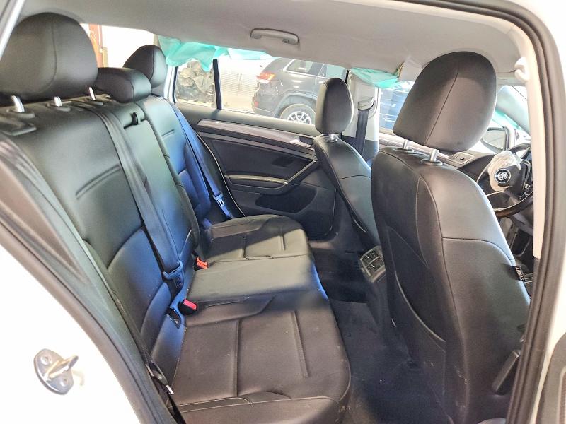 60165386 :رقم المزاد ، 3VWH17AU5JM764058 vin ، 2018 Volkswagen Golf Alltrack مزاد بيع
