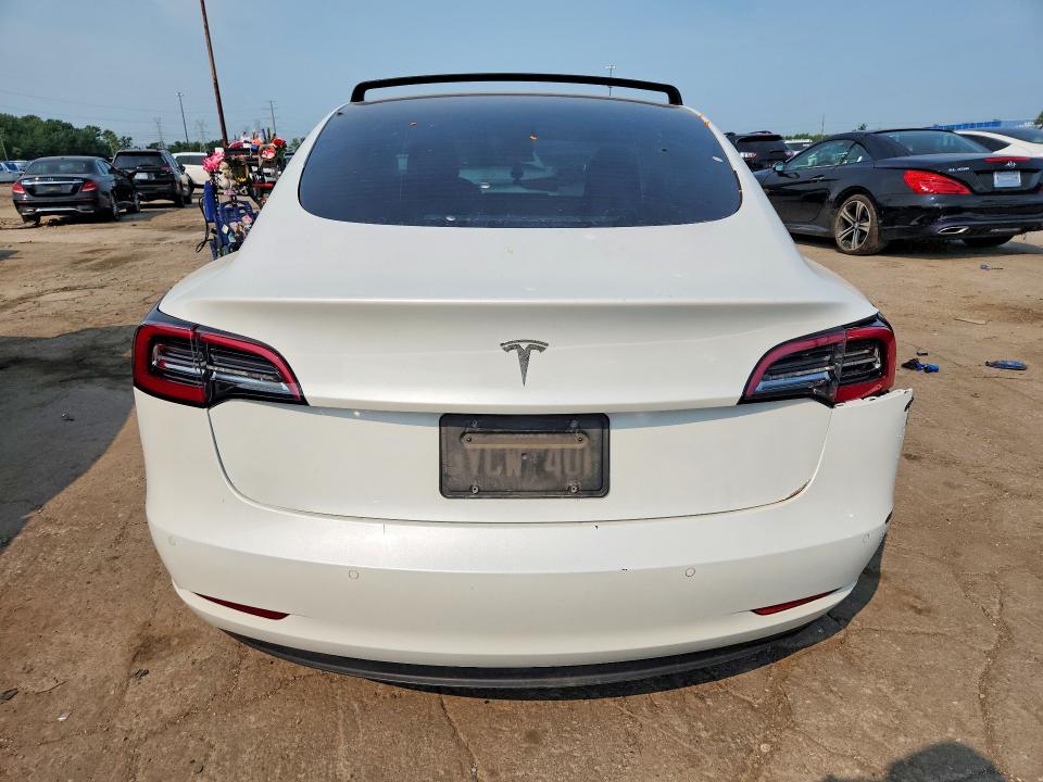 60199876 :رقم المزاد ، 5YJ3E1EA1MF838213 vin ، 2021 Tesla Model 3 مزاد بيع