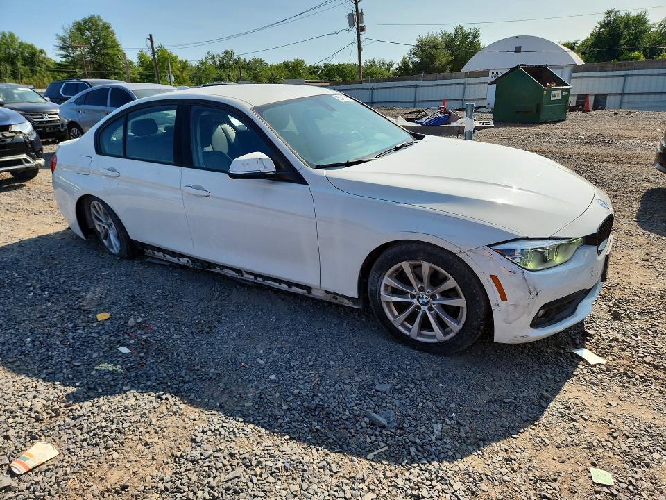 Продажа на аукционе авто 2018 Bmw 320, vin: WBA8A3C54JA499628, номер лота: 62432726