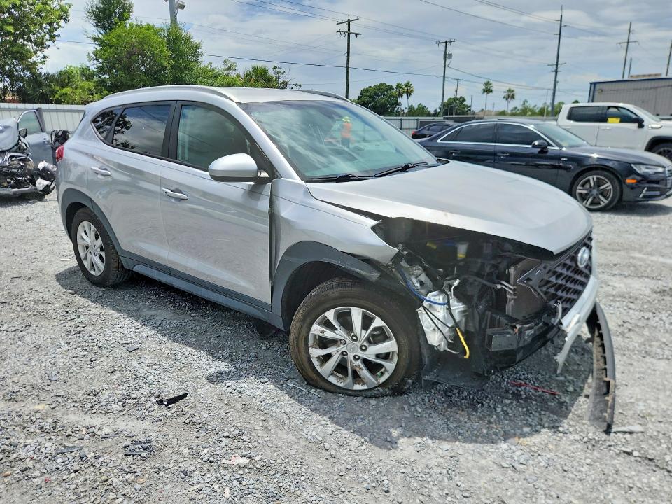 61850266 :رقم المزاد ، KM8J33A44LU101016 vin ، 2020 Hyundai Tucson مزاد بيع