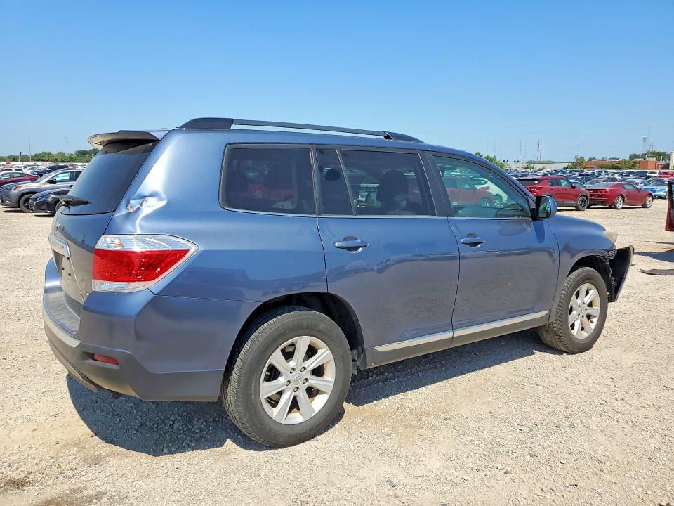 2011 Toyota Highlander მანქანა იყიდება აუქციონზე, vin: 5TDBK3EH7BS049182, აუქციონის ნომერი: 60805376