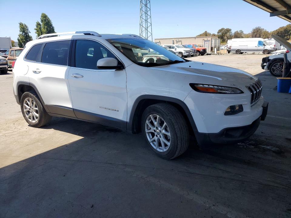 Продаж на аукціоні авто 2015 Jeep Cherokee, vin: 1C4PJLCS6FW580418, номер лоту: 61744416