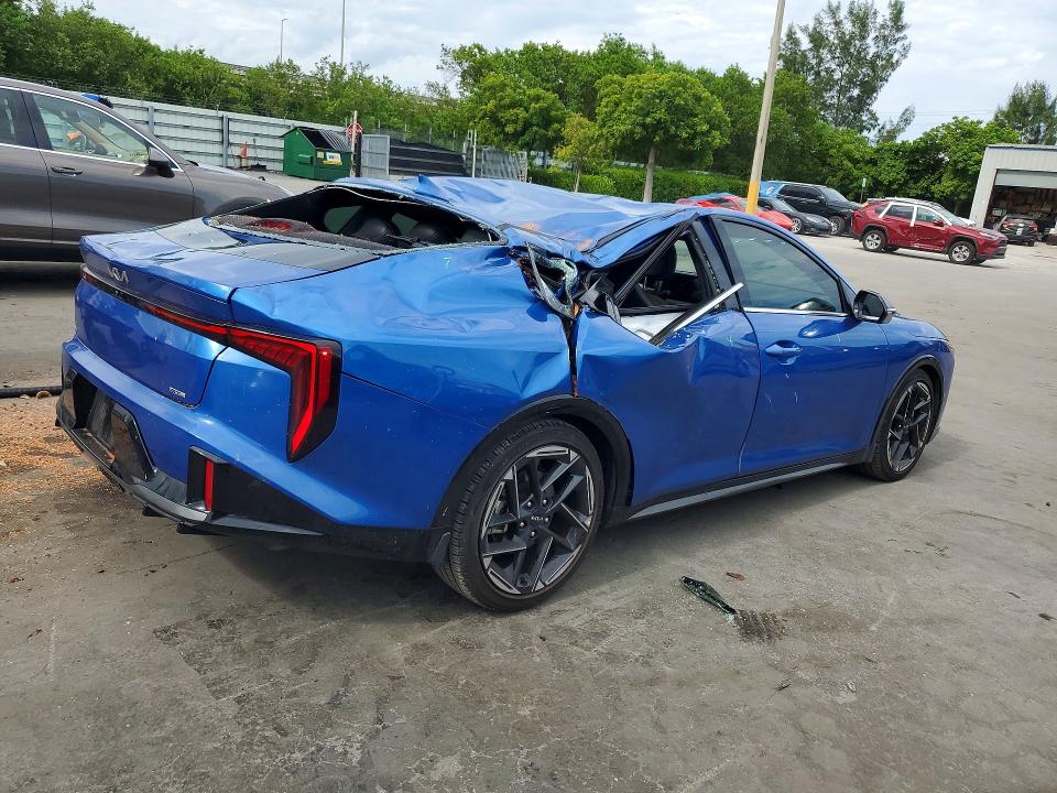 2025 Kia K4 მანქანა იყიდება აუქციონზე, vin: 3KPFW4DE3SE128233, აუქციონის ნომერი: 63551946