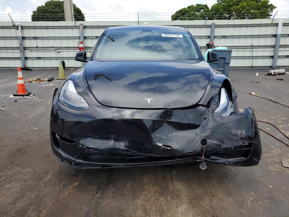 Продаж на аукціоні авто 2024 Tesla Model Y, vin: 7SAYGDEE6RA215391, номер лоту: 60561756