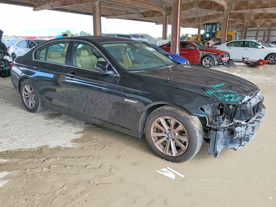 59717836 :رقم المزاد ، WBA5A7C51FG143054 vin ، 2015 Bmw 528 مزاد بيع