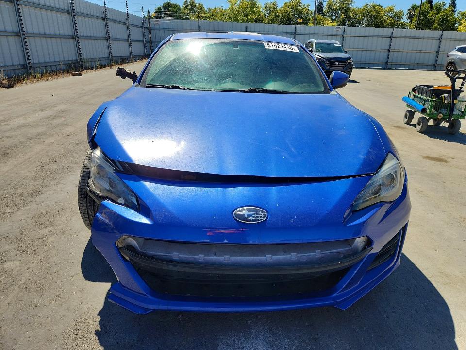 61624446 :رقم المزاد ، JF1ZCAB10H9600556 vin ، 2017 Subaru Brz مزاد بيع