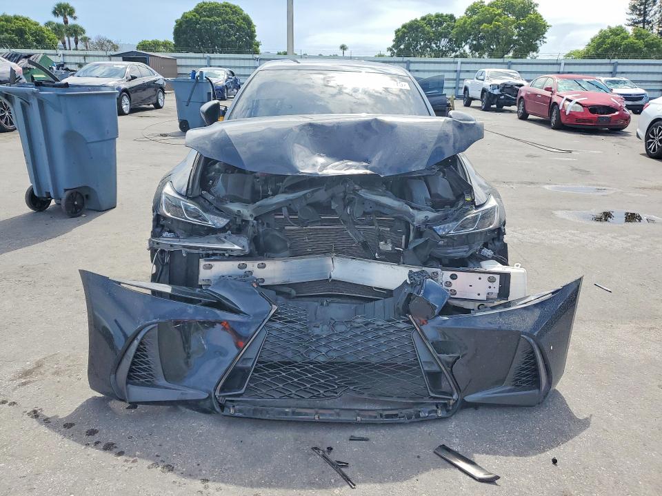 85973875 :رقم المزاد ، JTHBA1D24K5096064 vin ، 2019 Lexus Is مزاد بيع