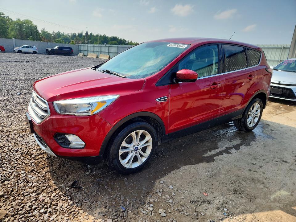 2017 Ford Escape მანქანა იყიდება აუქციონზე, vin: 1FMCU0GD5HUB57758, აუქციონის ნომერი: 61033296