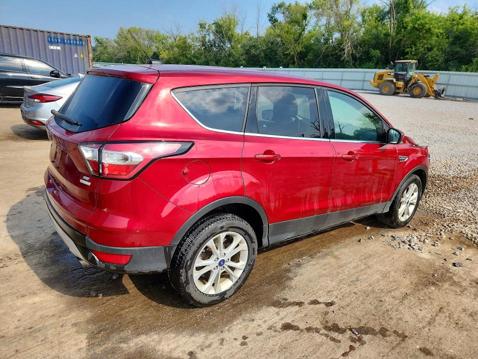 Aukcja sprzedaży 2017 Ford Escape, vin: 1FMCU0GD5HUB57758, numer aukcji: 61033296