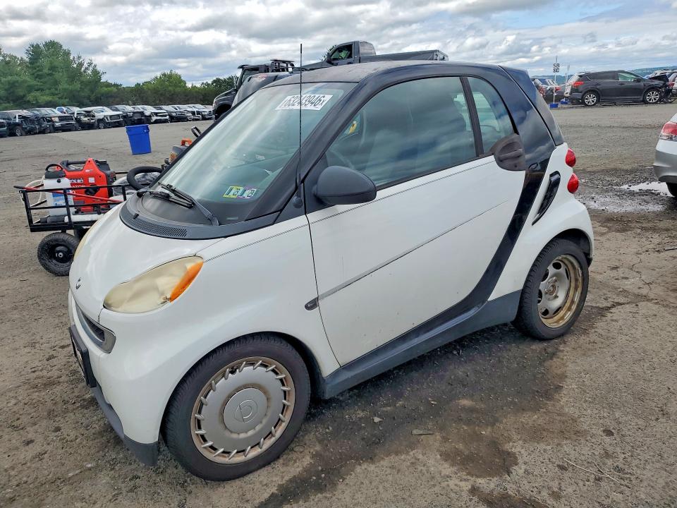 Aukcja sprzedaży 2011 Smart Fortwo, vin: WMEEJ3BA6BK439027, numer aukcji: 63243946