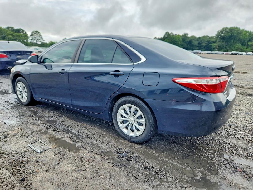 2015 Toyota Camry Hybrid მანქანა იყიდება აუქციონზე, vin: 4T1BD1FK9FU145675, აუქციონის ნომერი: 60812336