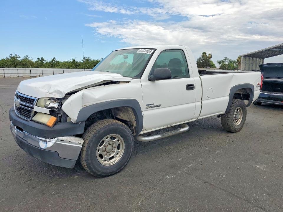 2006 Chevrolet Silverado მანქანა იყიდება აუქციონზე, vin: 1GCHK24D46E286663, აუქციონის ნომერი: 61738866