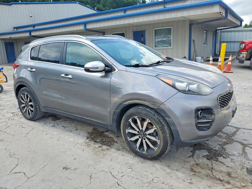 Продажа на аукционе авто 2017 Kia Sportage, vin: KNDPNCAC3H7069763, номер лота: 62604636