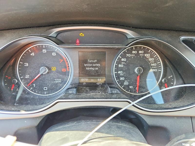 2015 Audi A4 მანქანა იყიდება აუქციონზე, vin: WAUAFAFL1FN010815, აუქციონის ნომერი: 60271996