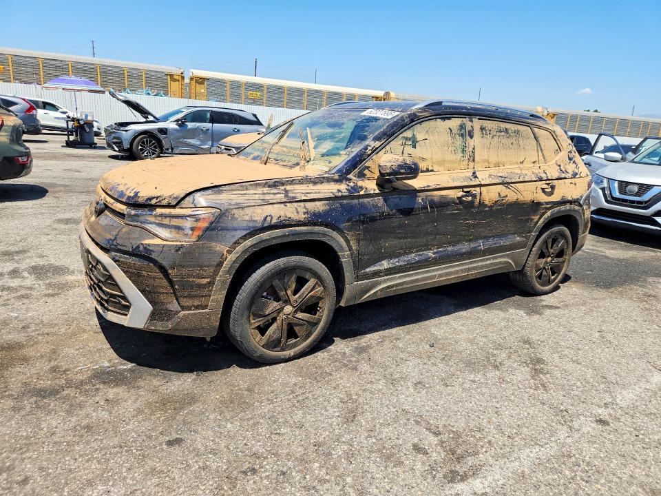 62327896 :رقم المزاد ، 3VVSC7B22SM088509 vin ، 2025 Volkswagen Taos مزاد بيع