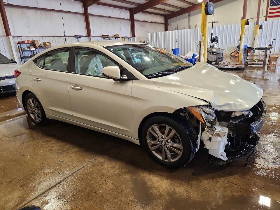2017 Hyundai Elantra მანქანა იყიდება აუქციონზე, vin: KMHD84LF1HU102599, აუქციონის ნომერი: 60291086