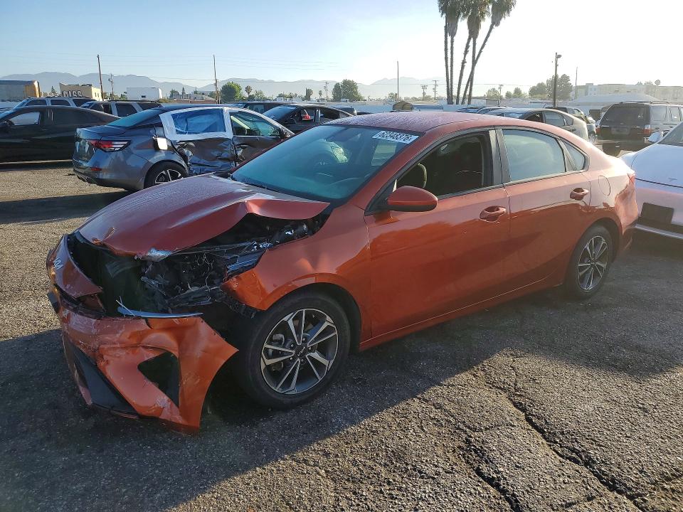 62348376 :رقم المزاد ، 3KPF24AD5RE704146 vin ، 2024 Kia Forte مزاد بيع