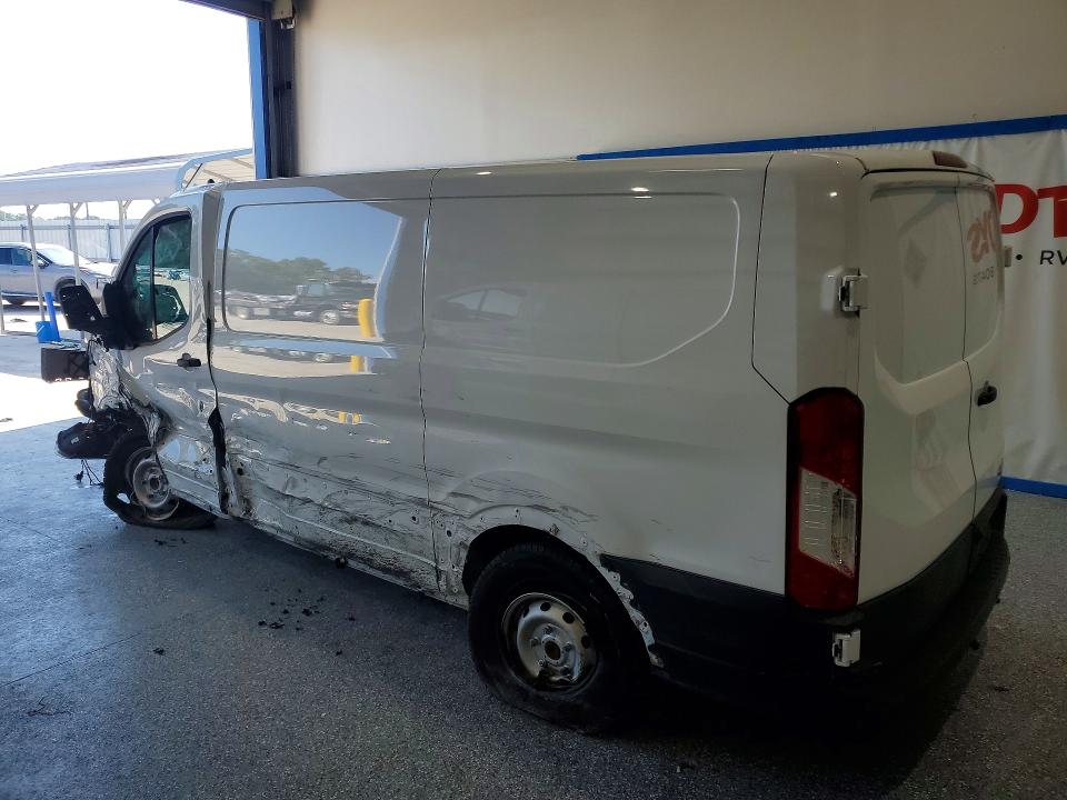 59376206 :رقم المزاد ، 1FTYE1Y81SKA67511 vin ، 2015 Ford Transit مزاد بيع