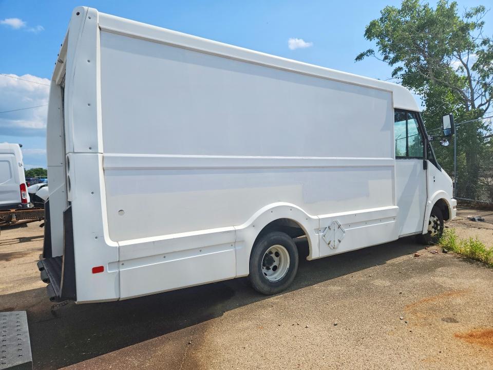 Продаж на аукціоні авто 2013 Isuzu Npr, vin: JALB4T173D7W01327, номер лоту: 63216596