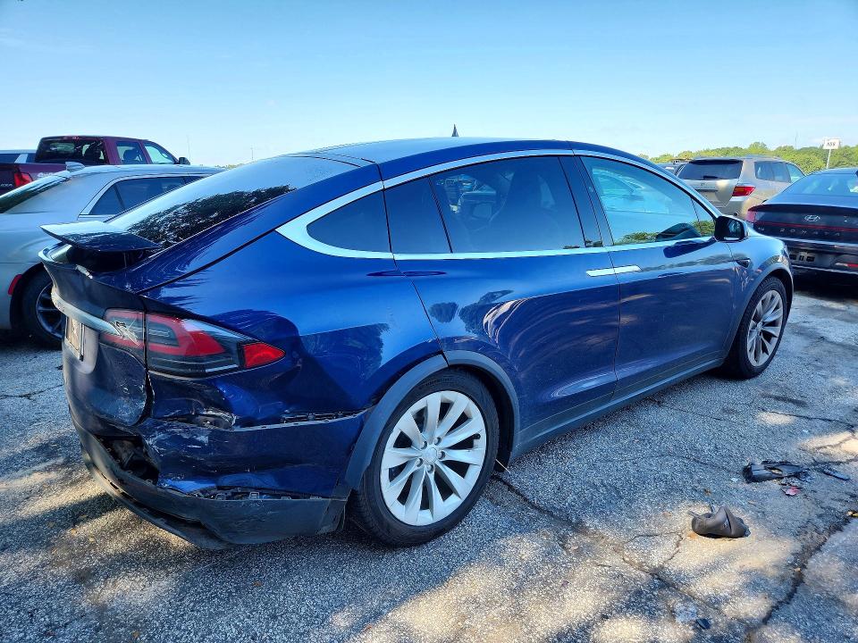 Aukcja sprzedaży 2017 Tesla Model X, vin: 5YJXCBE2XHF077371, numer aukcji: 61357976