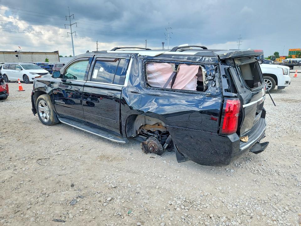2017 Chevrolet Suburban მანქანა იყიდება აუქციონზე, vin: 1GNSKJKC1HR276704, აუქციონის ნომერი: 60865976