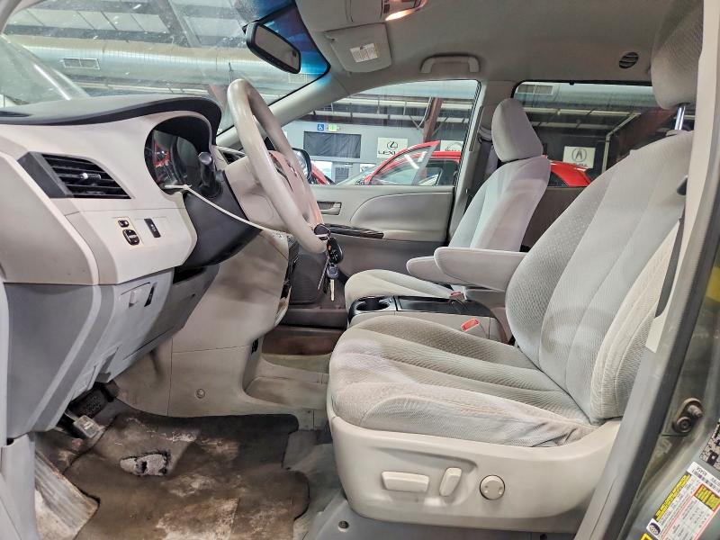 Продаж на аукціоні авто 2011 Toyota Sienna, vin: 5TDKK3DC3BS032658, номер лоту: 62110476