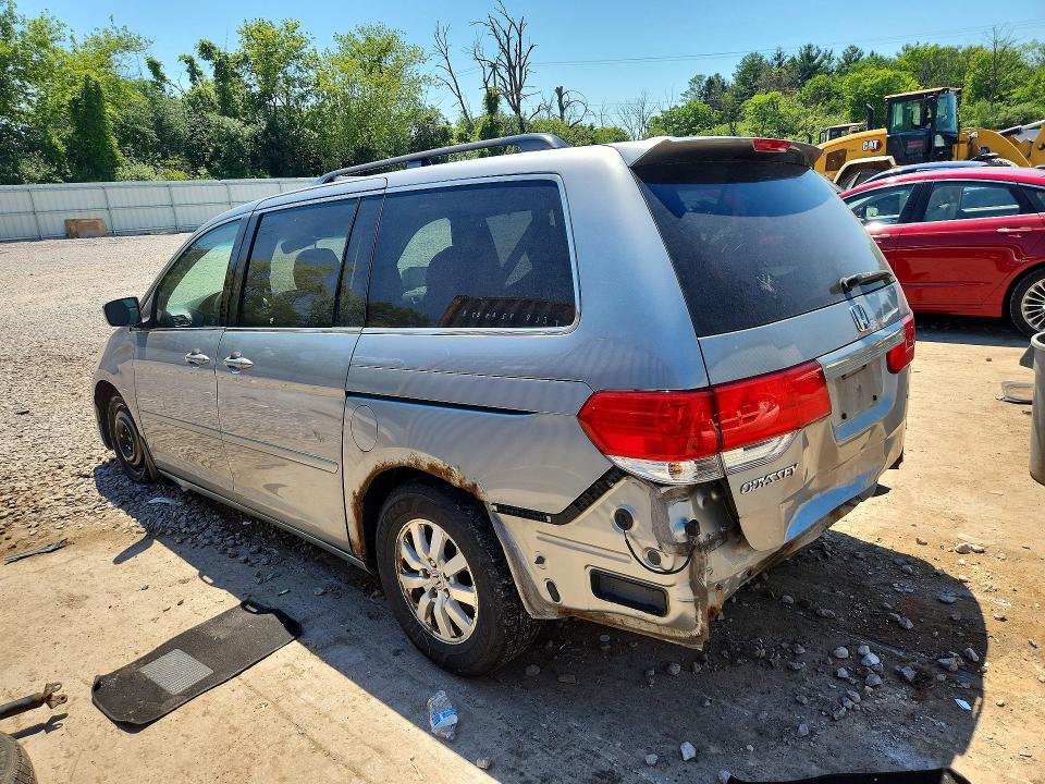 60689716 :رقم المزاد ، 5FNRL3H71AB001470 vin ، 2010 Honda Odyssey مزاد بيع
