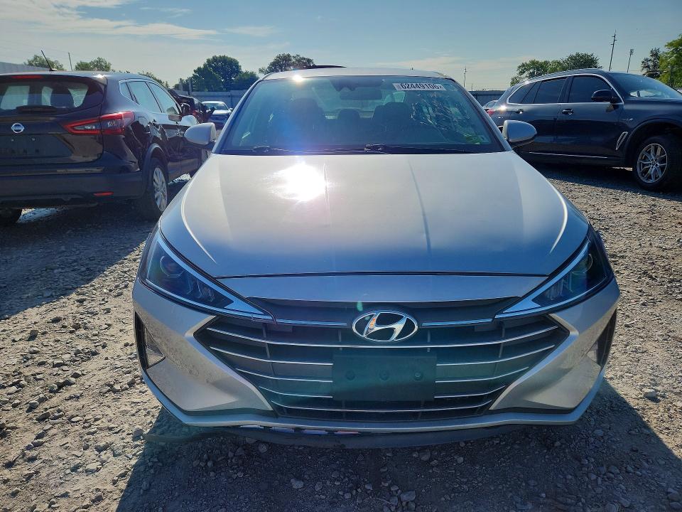 2019 Hyundai Elantra მანქანა იყიდება აუქციონზე, vin: 5NPD84LF2KH413142, აუქციონის ნომერი: 62449106