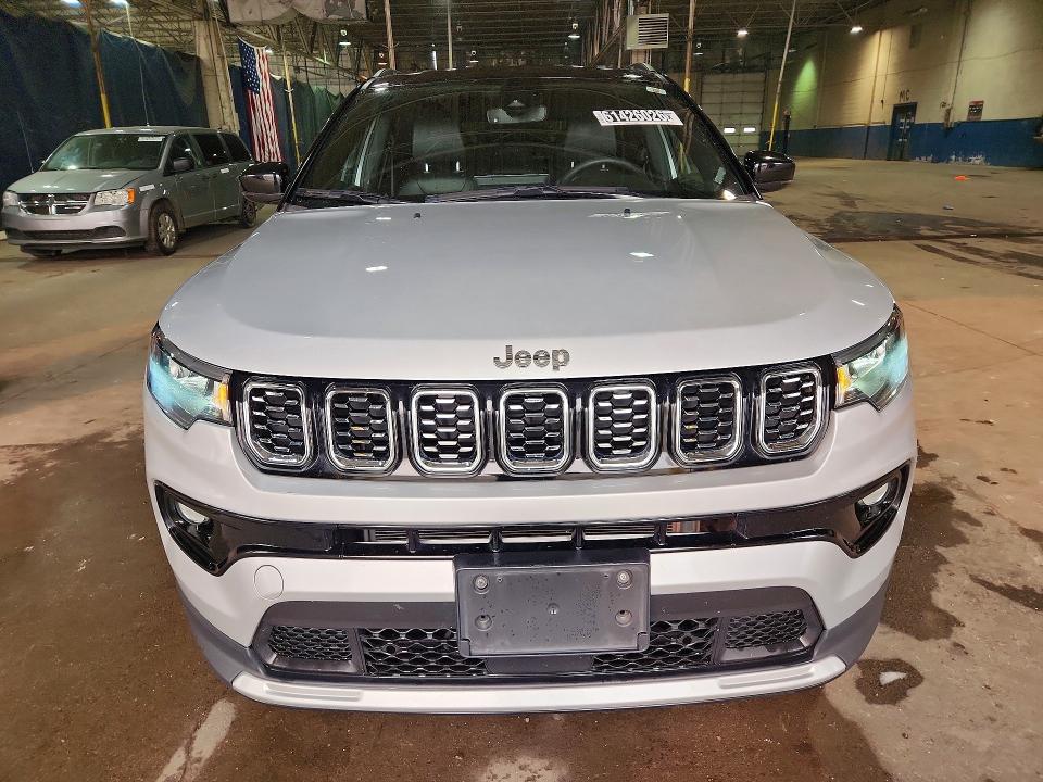 61426026 :رقم المزاد ، 3C4NJDCN9ST509155 vin ، 2025 Jeep Compass مزاد بيع