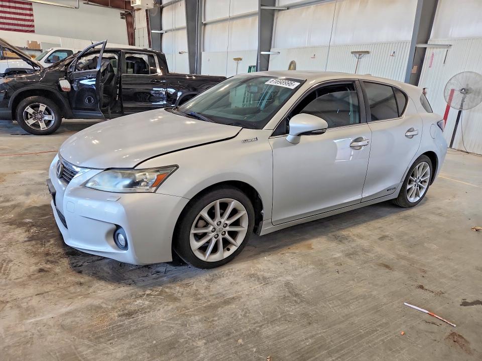 61698996 :رقم المزاد ، JTHKD5BH8B2006602 vin ، 2011 Lexus Ct مزاد بيع