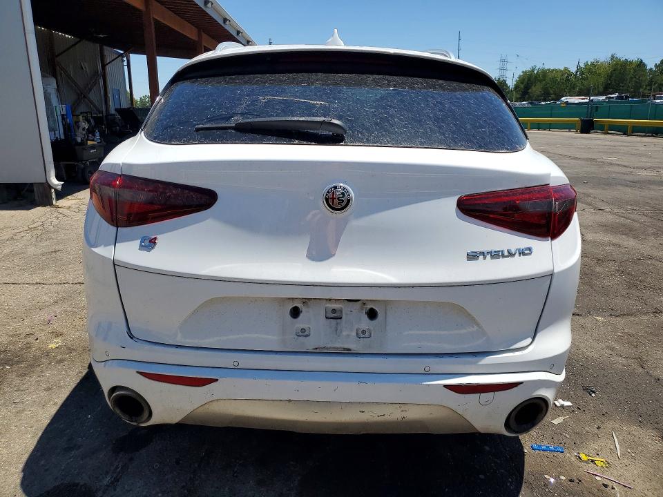 60431166 :رقم المزاد ، ZASPAKBN2L7C83357 vin ، 2020 Alfa Romeo Stelvio مزاد بيع