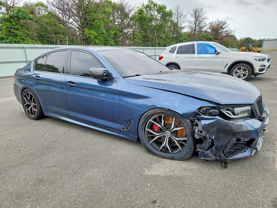 62842126 :رقم المزاد ، WBA13BK03PCM16571 vin ، 2023 Bmw M550xi مزاد بيع