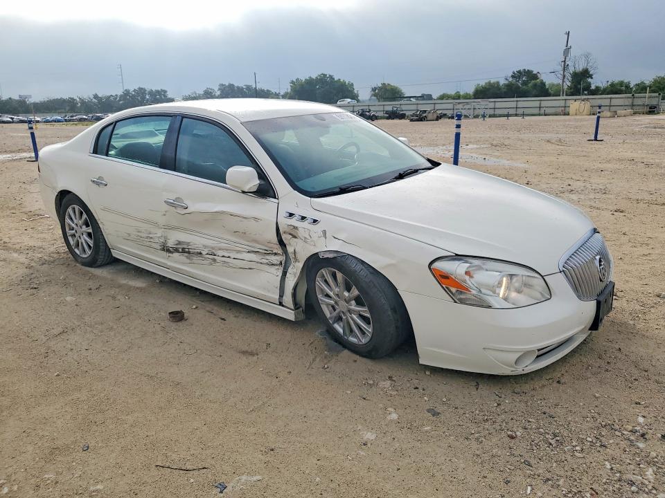 62272836 :رقم المزاد ، 1G4HC5EM6BU152374 vin ، 2011 Buick Lucerne مزاد بيع