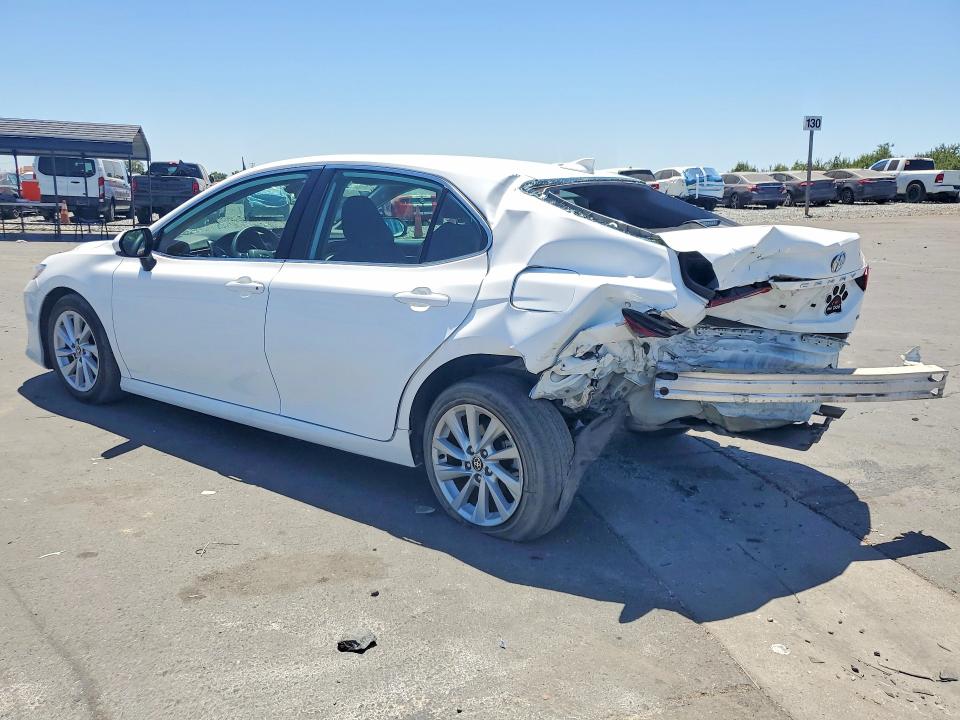 Продажа на аукционе авто 2022 Toyota Camry, vin: 4T1C11AK0NU653276, номер лота: 61547236
