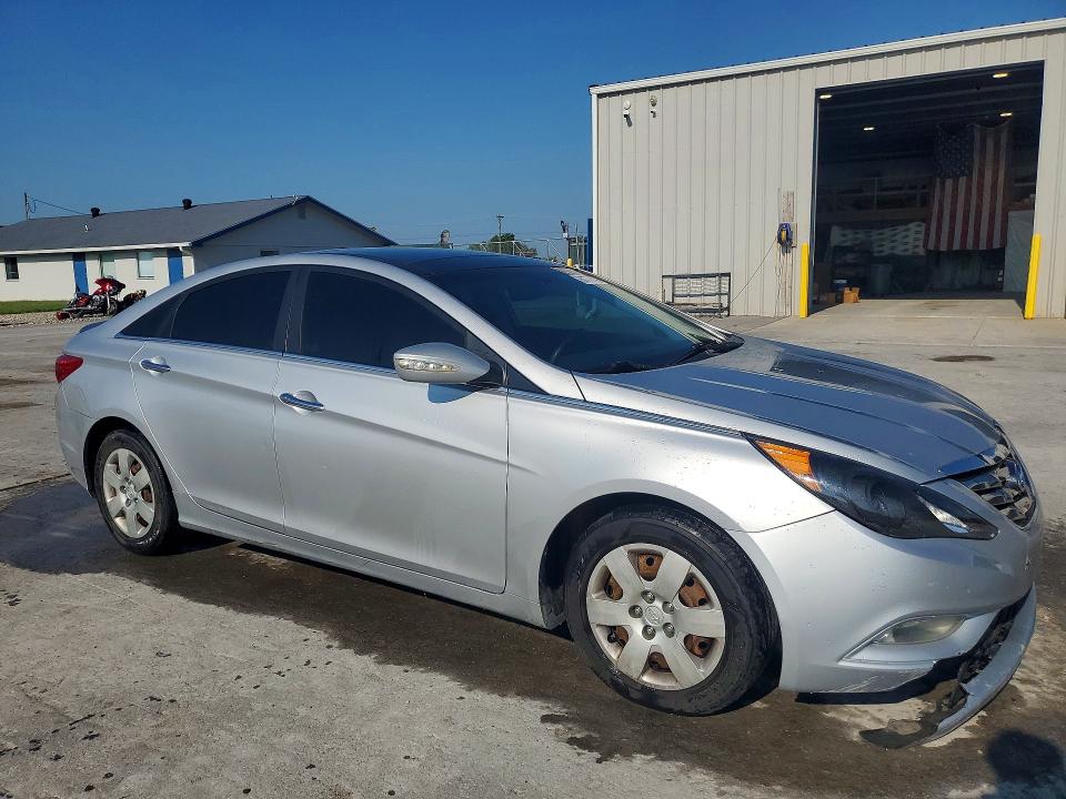 60779796 :رقم المزاد ، 5NPEC4AB7DH809234 vin ، 2013 Hyundai Sonata مزاد بيع