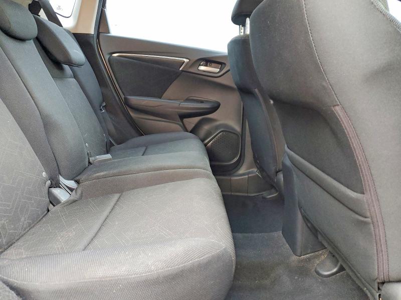 59664456 :رقم المزاد ، 3HGGK5G8XFM721614 vin ، 2015 Honda Fit مزاد بيع