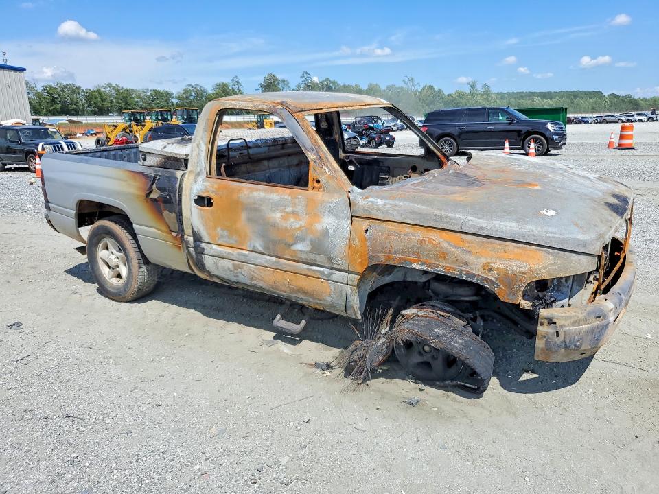 61377086 :رقم المزاد ، 1B7HC16X0WS661030 vin ، 1998 Dodge Ram 1500 مزاد بيع