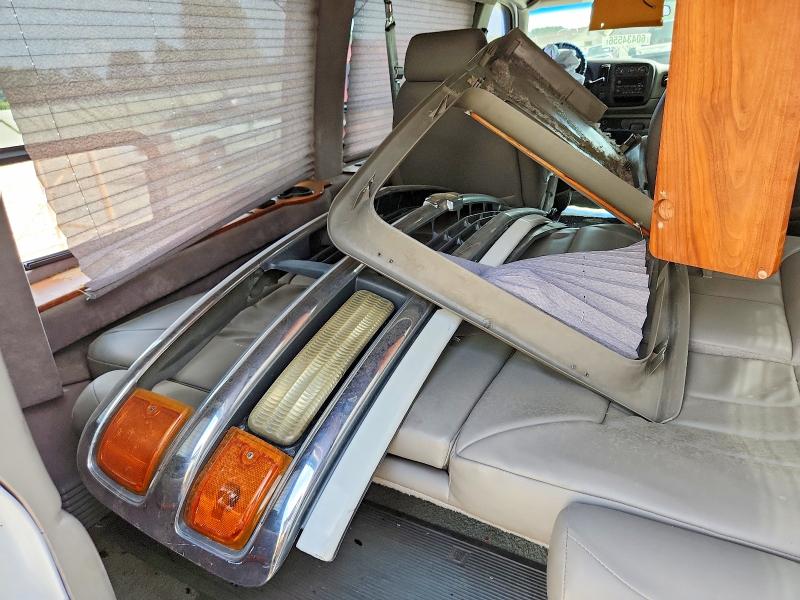 2001 Chevrolet Express G1500 მანქანა იყიდება აუქციონზე, vin: 1GBFG15R911242742, აუქციონის ნომერი: 60434556