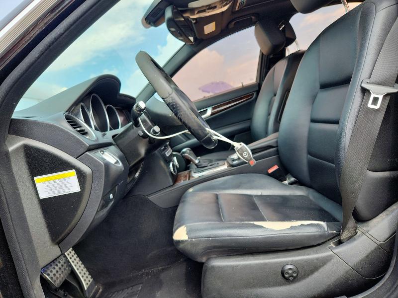 2014 Mercedes-benz C მანქანა იყიდება აუქციონზე, vin: WDDGF8AB7EG201054, აუქციონის ნომერი: 63039476