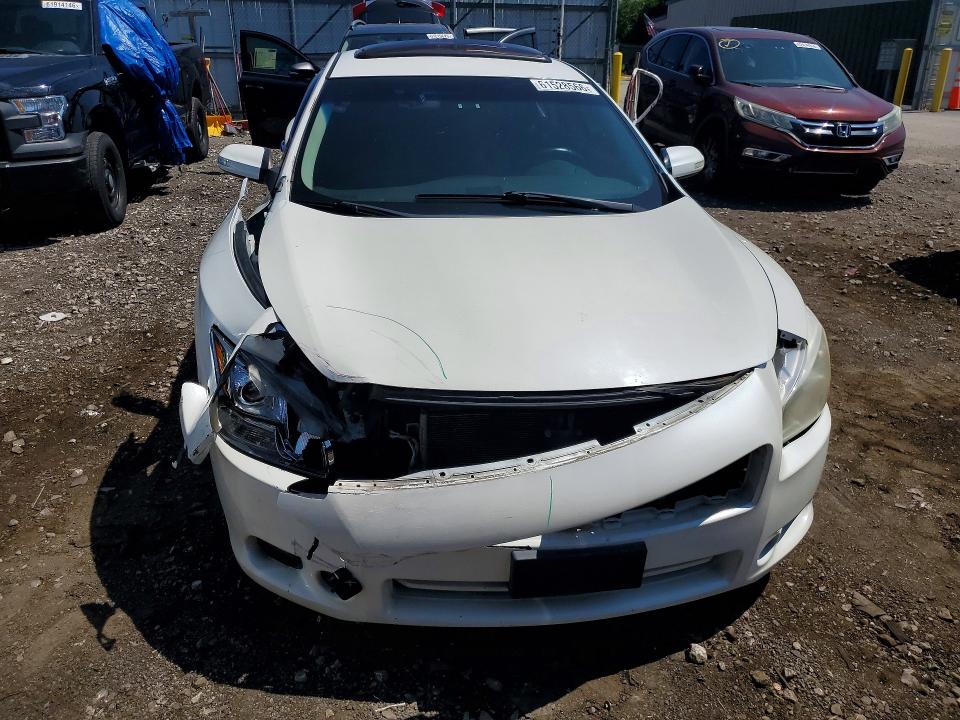 2014 Nissan Maxima მანქანა იყიდება აუქციონზე, vin: 1N4AA5APXEC452060, აუქციონის ნომერი: 61528566