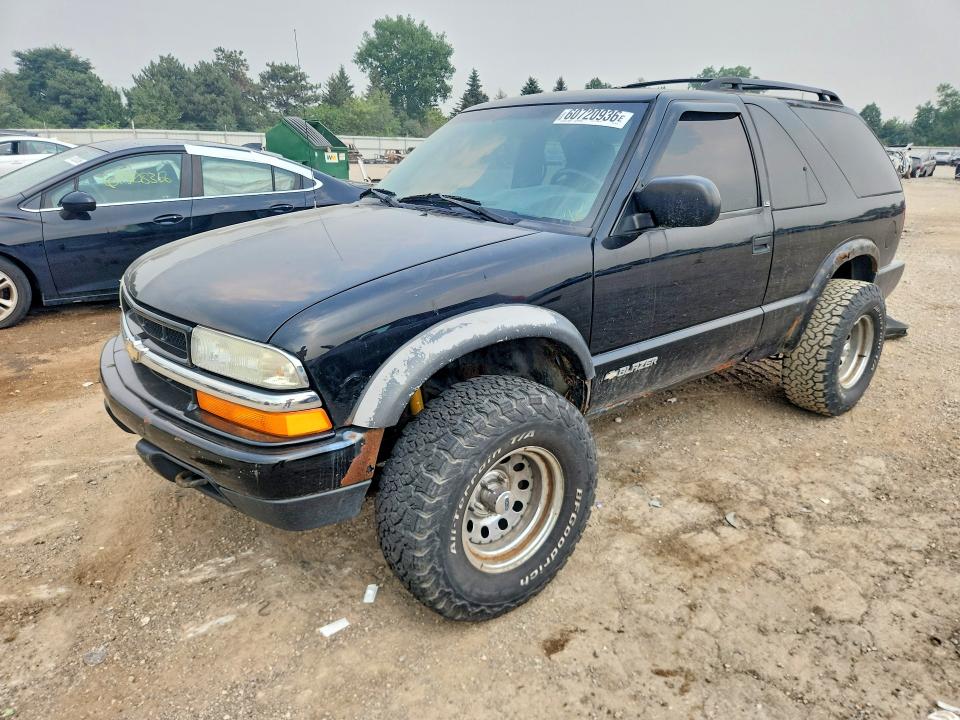2002 Chevrolet Blazer მანქანა იყიდება აუქციონზე, vin: 1GNCT18W02K194224, აუქციონის ნომერი: 60720936