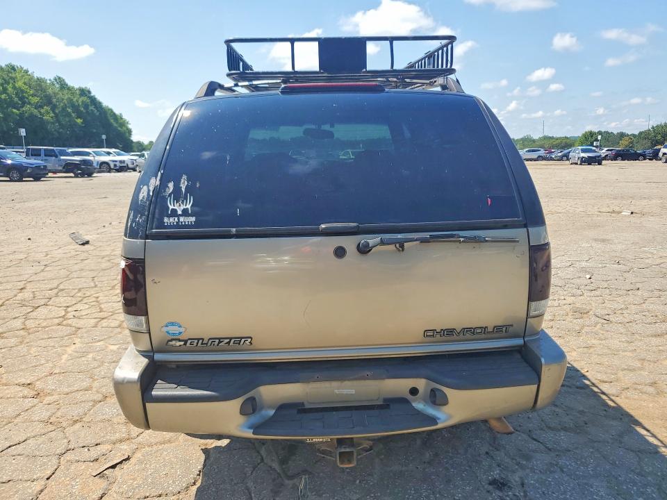 Продажа на аукционе авто 2001 Chevrolet Blazer, vin: 1GNDT13W21K238461, номер лота: 61052656