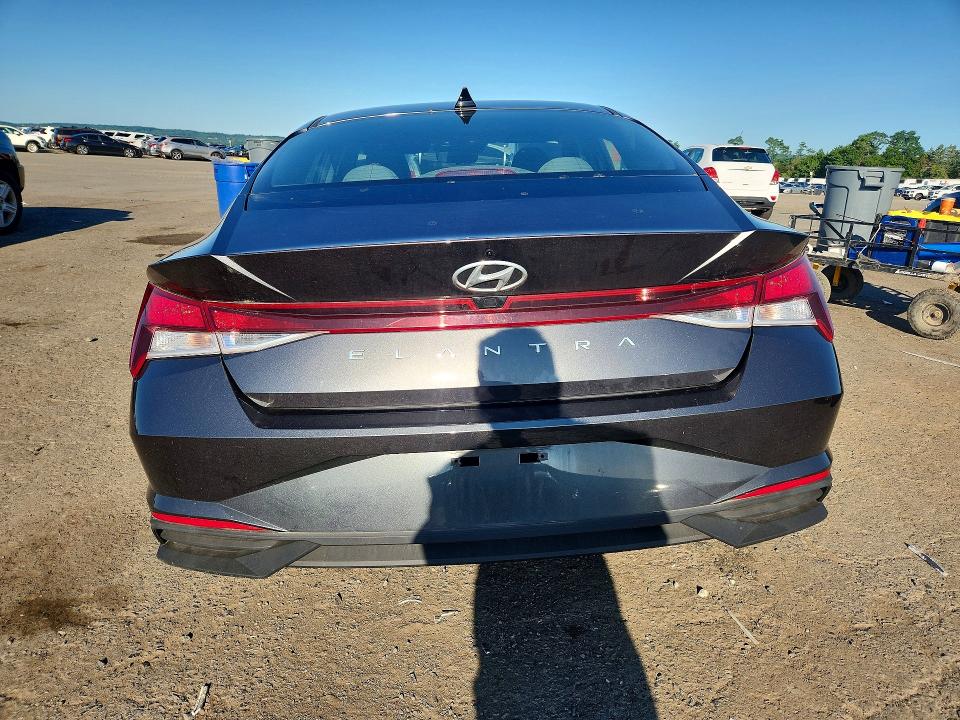 Продажа на аукционе авто 2022 Hyundai Elantra, vin: 5NPLM4AG4NH075881, номер лота: 61676226