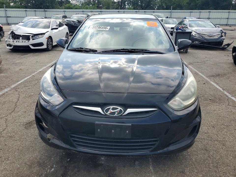 2013 Hyundai Accent მანქანა იყიდება აუქციონზე, vin: KMHCT4AE2DU459675, აუქციონის ნომერი: 59296496