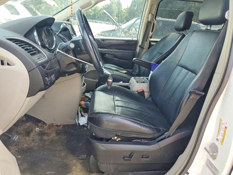 2015 Chrysler Town & Country მანქანა იყიდება აუქციონზე, vin: 2C4RC1BG7FR545528, აუქციონის ნომერი: 63353346