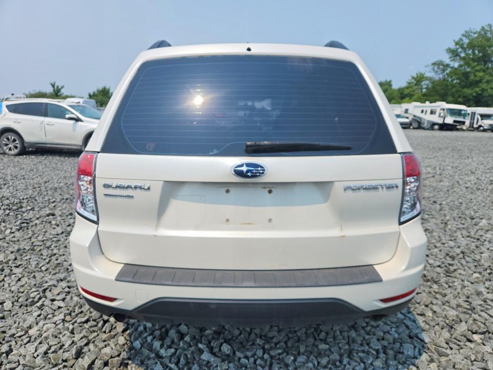 62817556 :رقم المزاد ، JF2SHBBC9BH731102 vin ، 2011 Subaru Forester مزاد بيع
