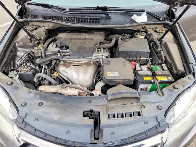 60837716 :رقم المزاد ، 4T1BF1FK9GU595161 vin ، 2016 Toyota Camry مزاد بيع